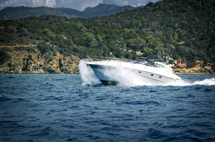 Eldorado rides the sea of sardinia